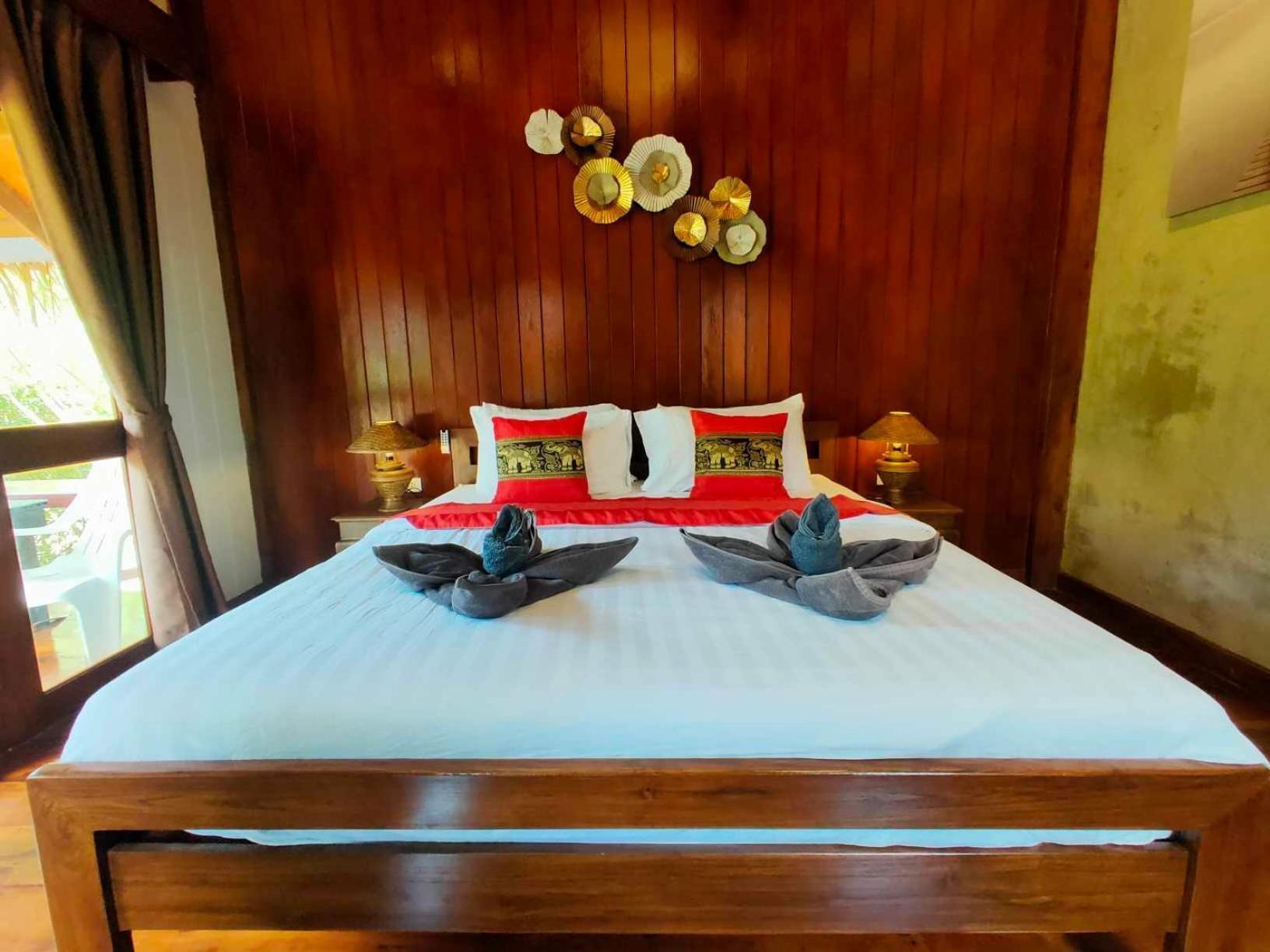 Little Rock Kohjum Hotel Koh Jum Eksteriør billede